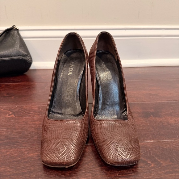 Prada vintage heels - Picture 3 of 4